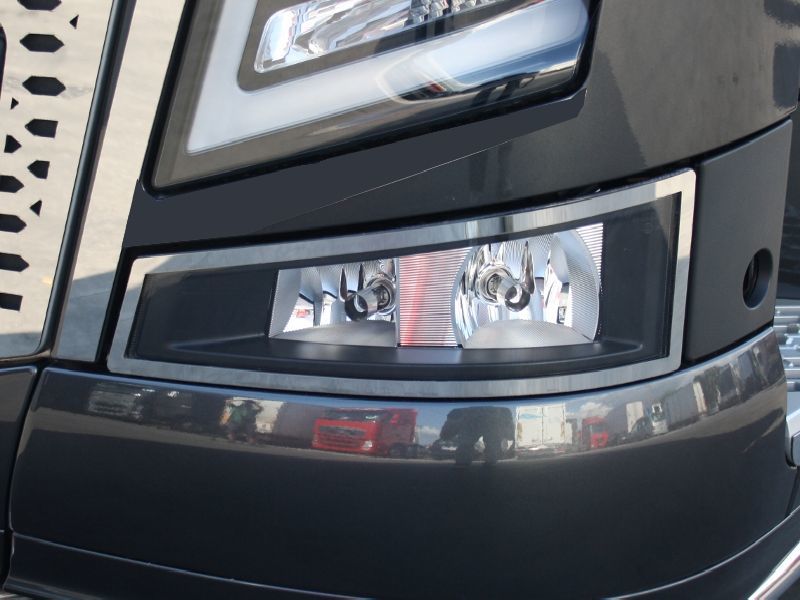 Volvo FH 2013+ Fog Light Surround