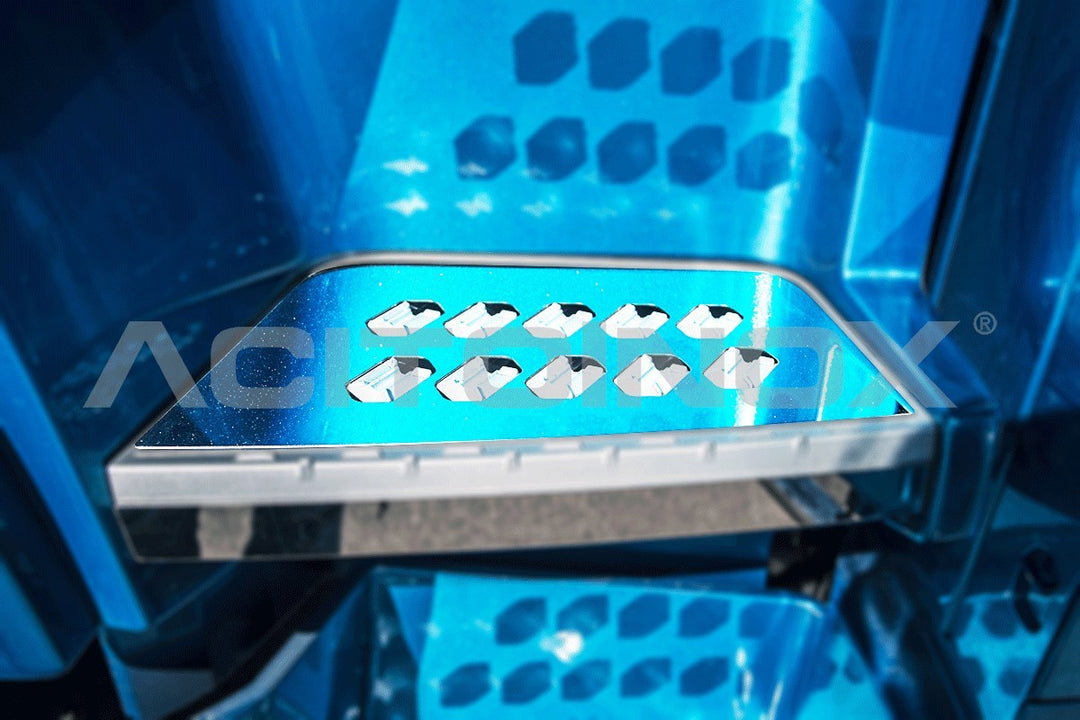Volvo FH4 Cabin Steps Cover | six pieces (three left side and three right side)